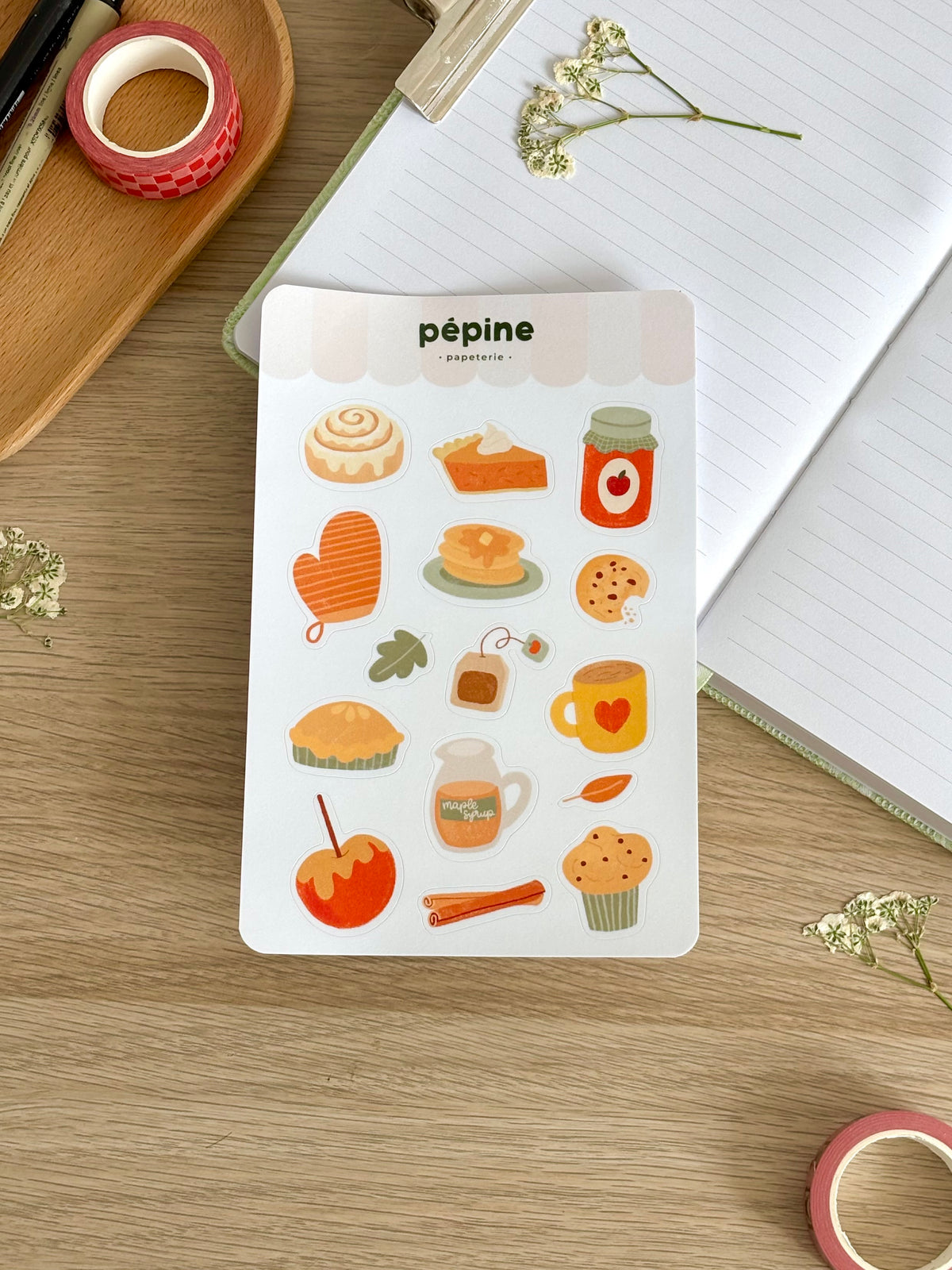 La planche Automne gourmand photographiée à plat, stickers prédécoupés